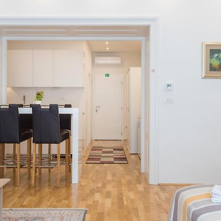 City Center Apartments Zagreb Bagian luar foto