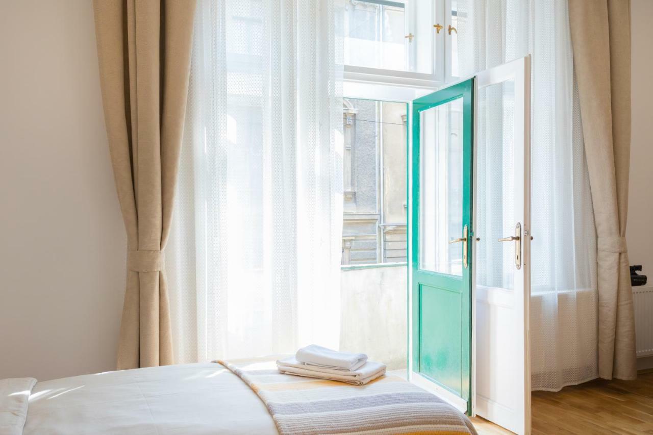 City Center Apartments Zagreb Bagian luar foto