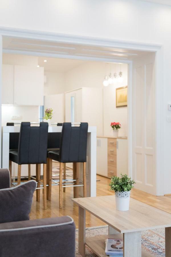 City Center Apartments Zagreb Bagian luar foto